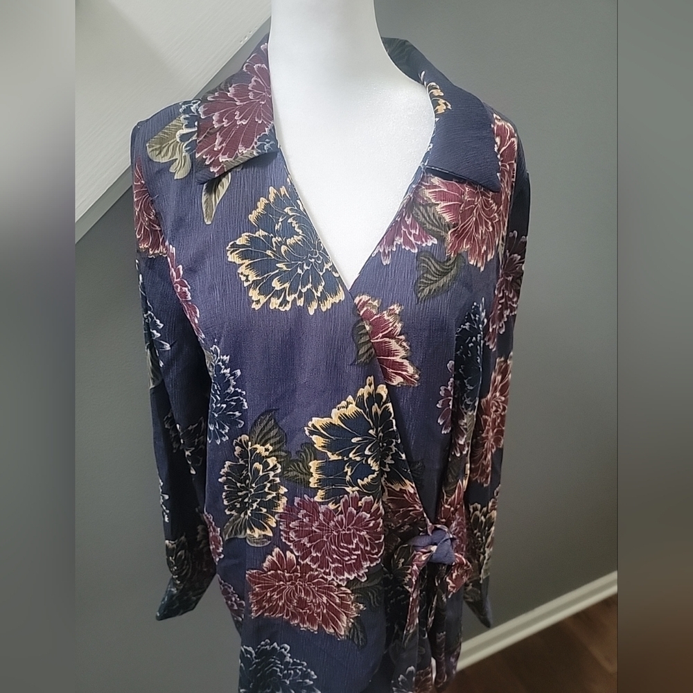 Emelia Floral Cottage Core Wrap Long Sleeve Blouse Sz Large Lightweight - Picture 4 of 9